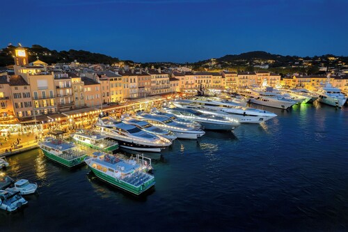 RARE! Saint-Tropez Port – Quai d'Honneur, Terrace, Sea View, 100m², A/C