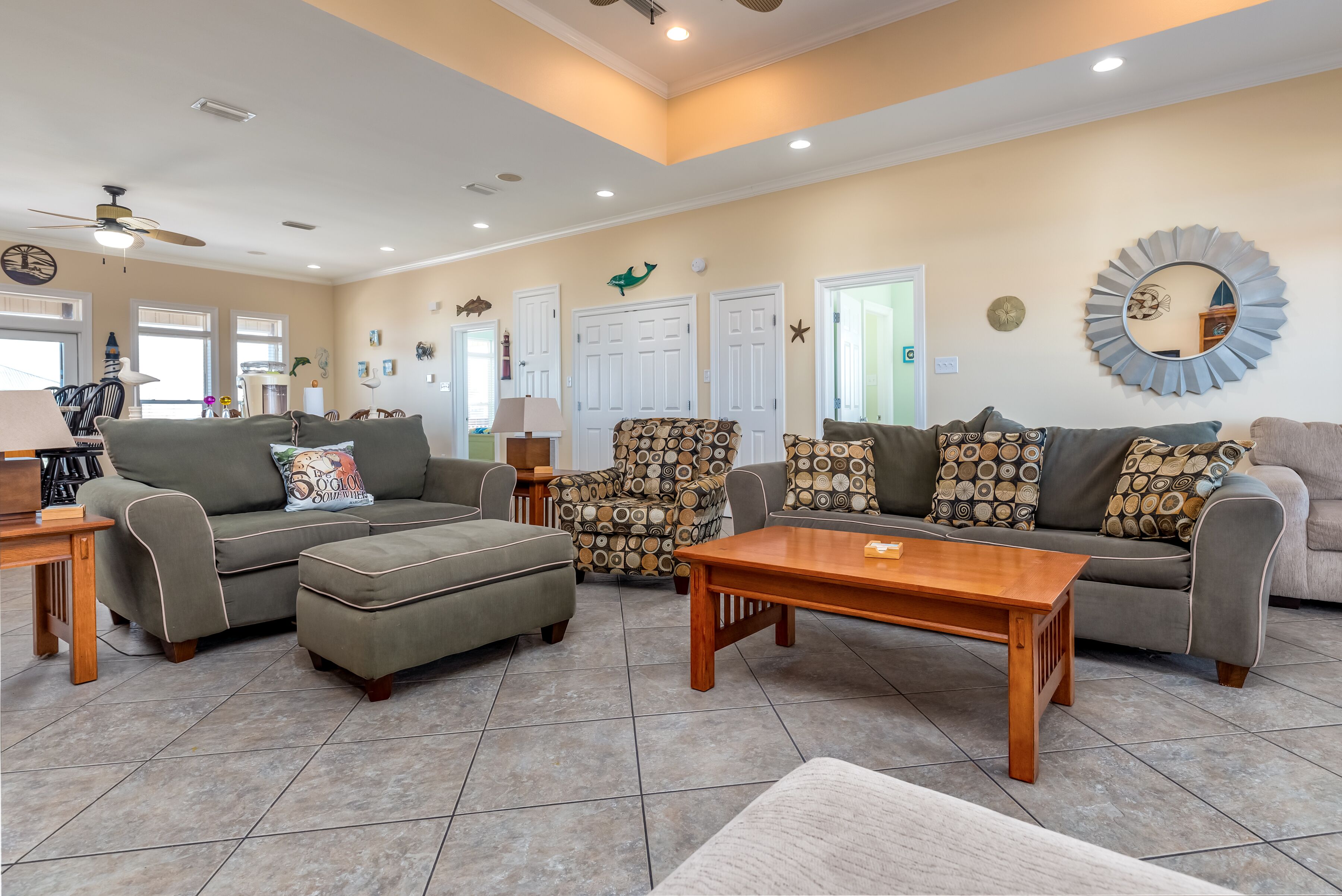 Ahh House - Bayfront House, Short Walk to Gulf Beach