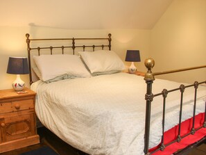 Cottage | Interior - Denbigh Hall (Leominster)