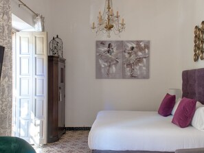3 bedrooms, iron/ironing board, Internet, bed sheets - Hommyhome Museum Square (Sevilla)