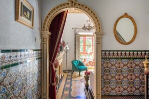 Interior - Hommyhome Museum Square (Sevilla)