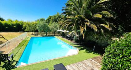 Chateau 8 chambres avec piscine privee, Chateau De Rochebonne