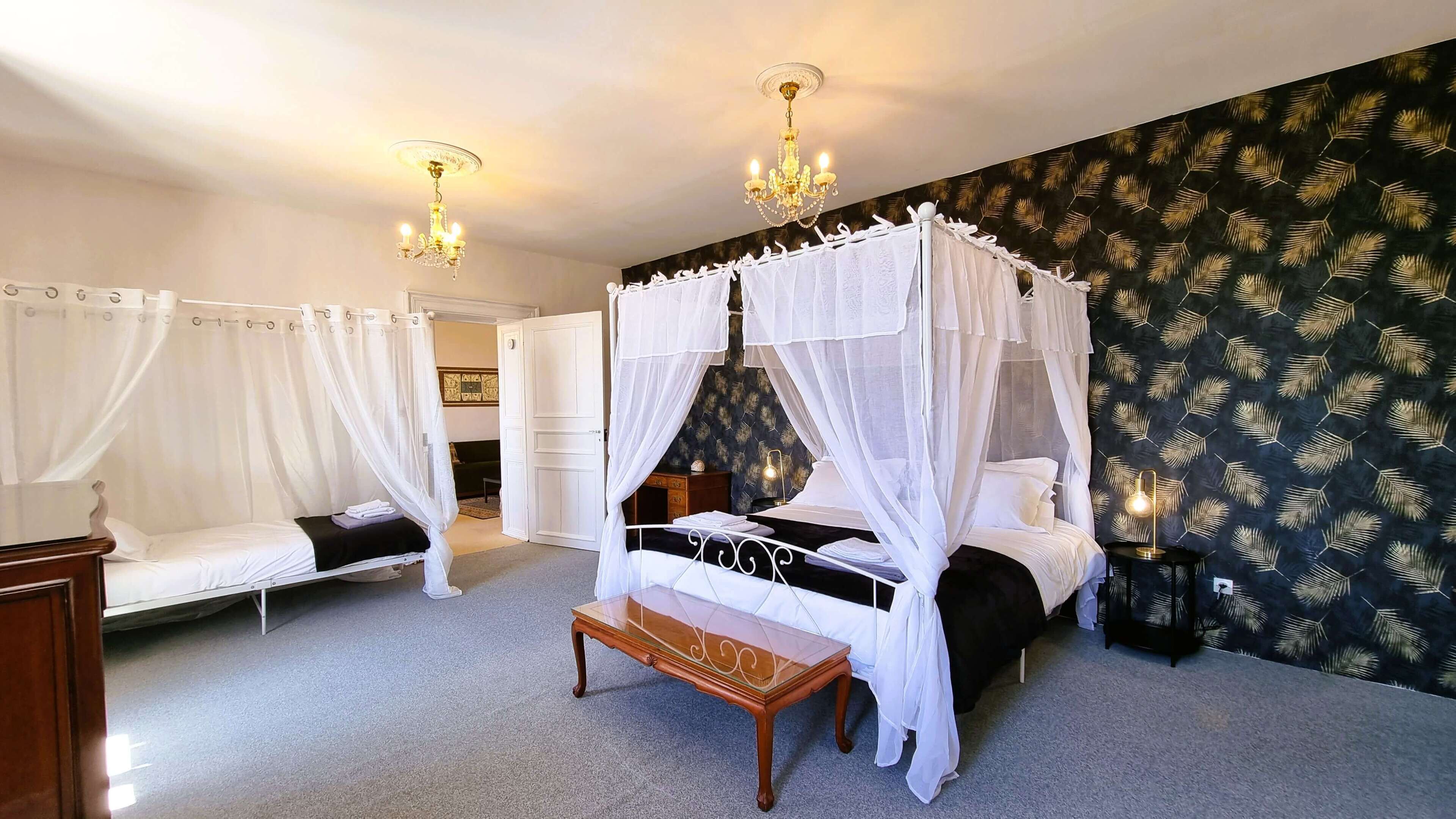 8 bedrooms, iron/ironing board, WiFi, bed sheets