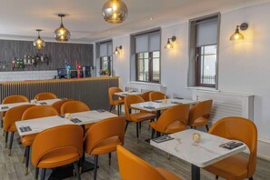 Se sirven desayunos, almuerzos y cenas