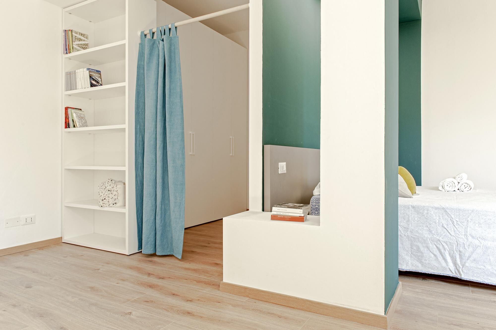 Li-e625-ital191a1 - The Boutique Apartment