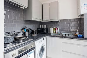 Apartment | Private kitchen