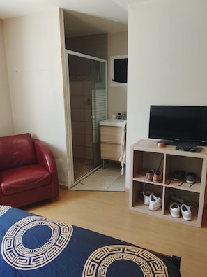 4 Schlafzimmer, kostenloses WLAN, Bettwäsche