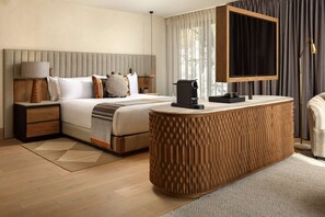 Premium bedding, pillowtop beds, minibar, in-room safe - NUMU Boutique Hotel, The Unbound Collection by Hyatt (San Miguel de Allende)