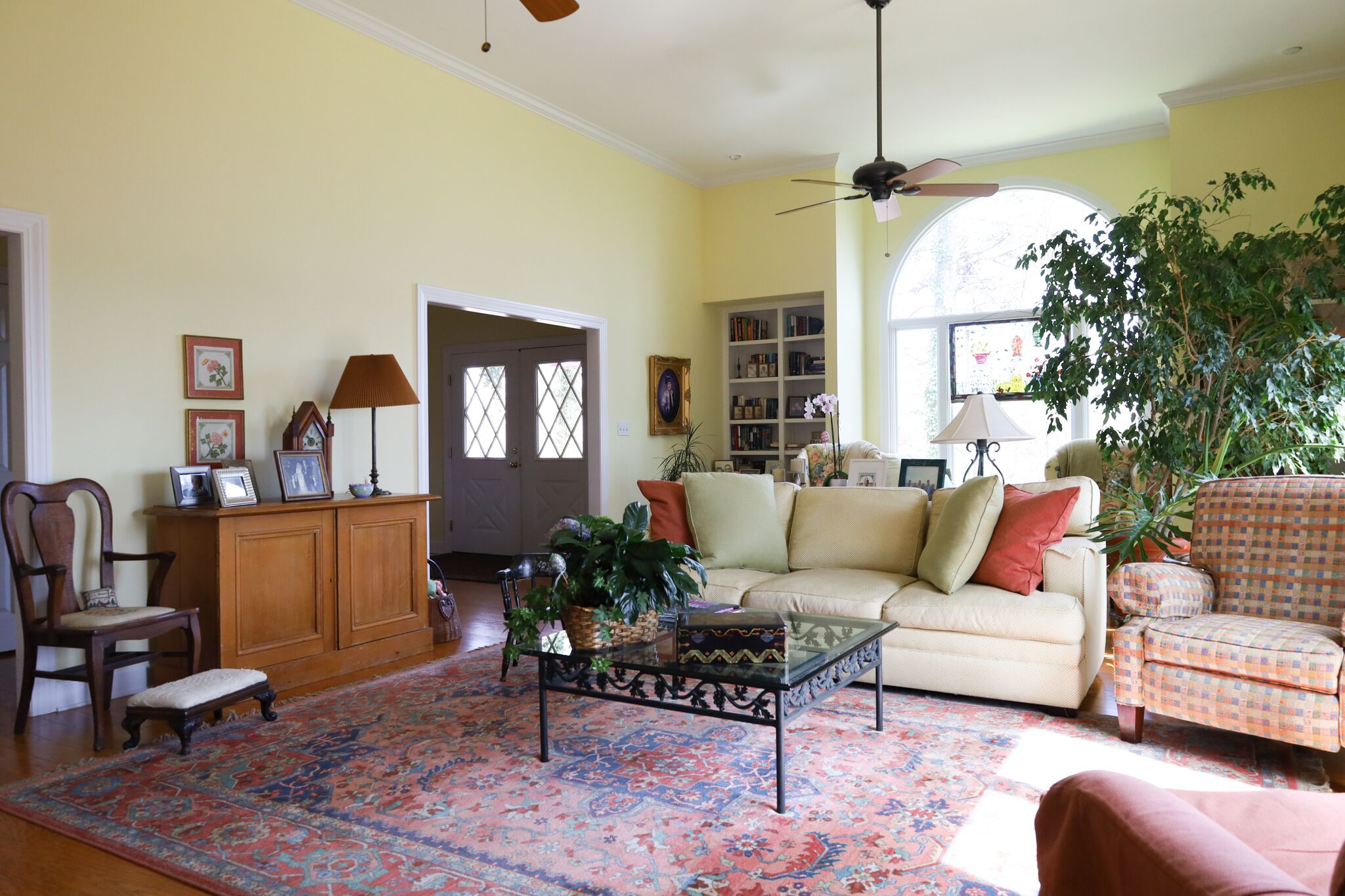 Beautiful mountain home nestled in the woods