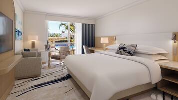 In-room safe, desk, laptop workspace, blackout drapes