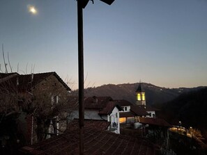 House | Balcony