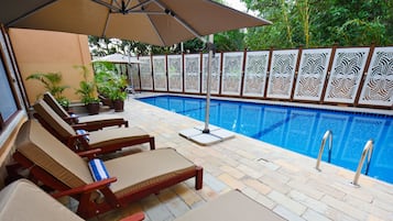 Piscina all'aperto