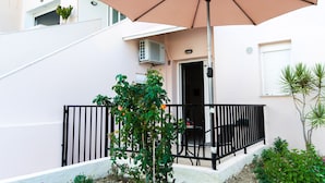 Studio, hageutsikt | Terrasse/patio