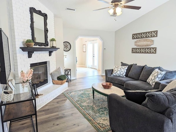 Unclassified image, 1 of 19, button