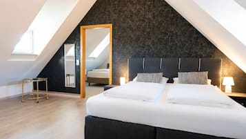 Deluxe Apartment, Private Bathroom (Maisonnette) | Room amenity