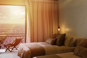 Deluxe dubbelrum - havsutsikt | Sängtillbehör av högsta kvalitet och duntäcken