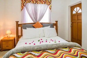 3 عدّة غرف نوم ومكتب ومكواة/لوح كي وواي فاي مجانًا