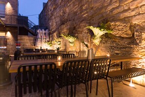 Outdoor dining - Terminus Pyrmont (Pyrmont)