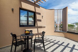 Triple Room, Balcony | Balcony - Hotel Center (Ksamil)