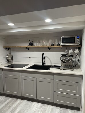 Fridge, coffee/tea maker, toaster, coffee grinder - Hamptons Apartment in Lower Part of a House (Hampton Bays)