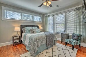 3 bedrooms, desk, iron/ironing board, free WiFi - Luxury at Piedmont Park Near Atlanta Attractions (Atlanta)
