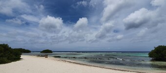 Cozy Home Under the Sun, With Swimmingpool