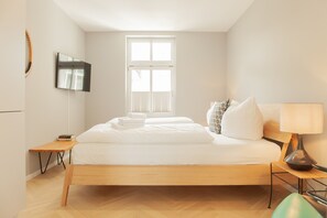 Hypo-allergenic bedding, individually decorated, iron/ironing board - OSTKÜSTE - Kaiser Karl Design Apartments (Heringsdorf)