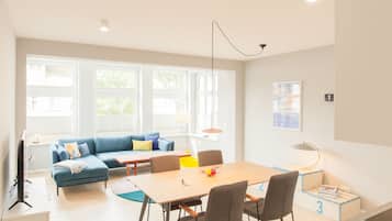 Apartment, 1 Schlafzimmer | Allergikerbettwaren, individuell dekoriert, Bügeleisen/Bügelbrett