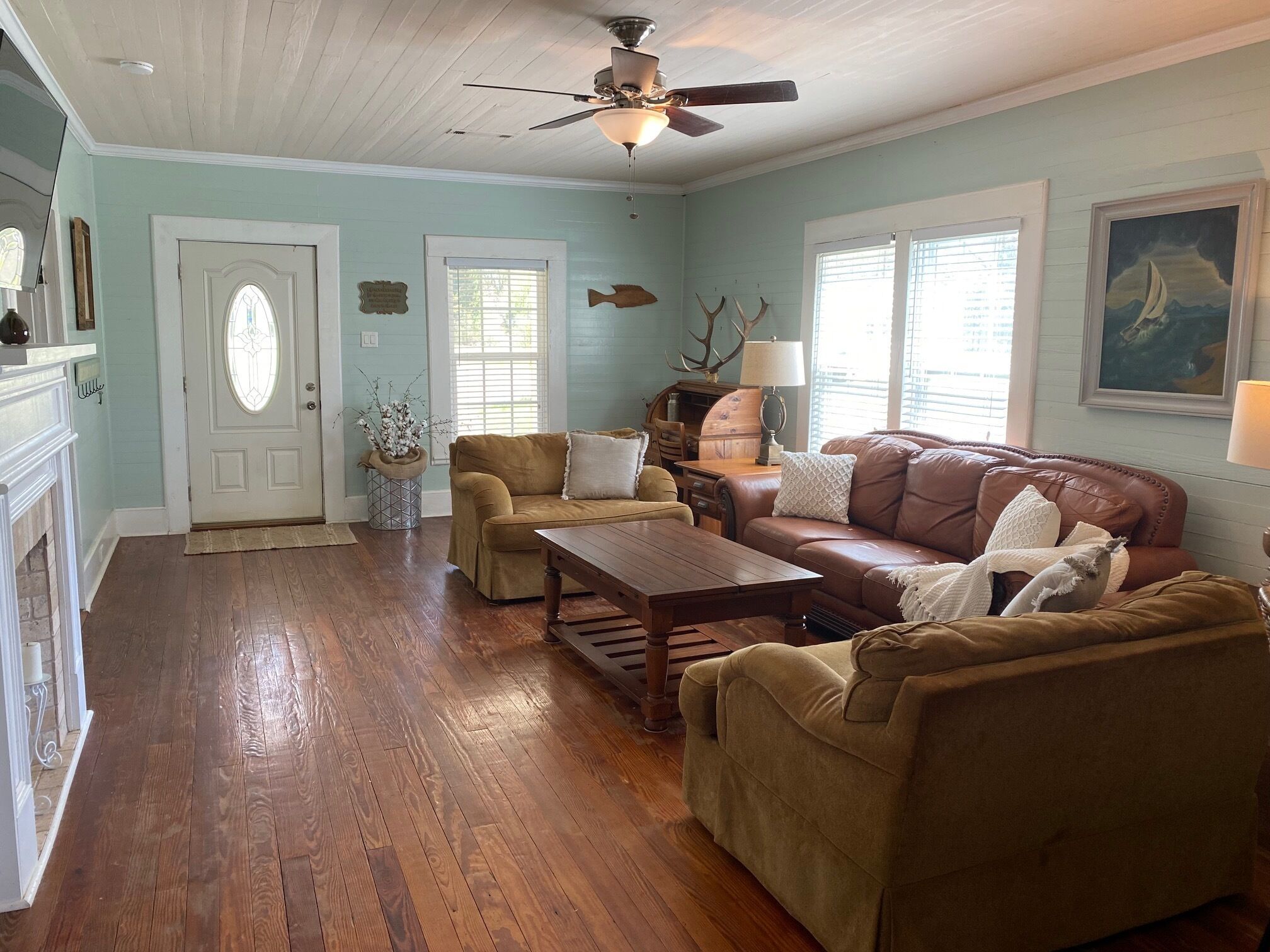 “Eufaula Cottage” Charming Lakefront Cottage