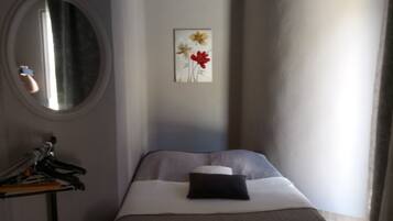 1 chambre, Wi-Fi gratuit, draps fournis