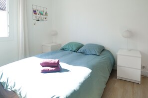 4 chambres, accès au Wi-Fi (inclus), literie fournie