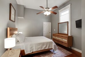 3 habitaciones, tabla de planchar con plancha y wifi gratis 