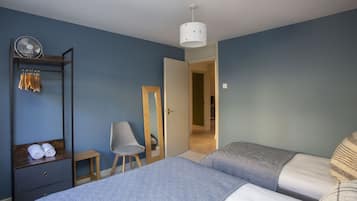 2 bedrooms, iron/ironing board, travel cot, free WiFi