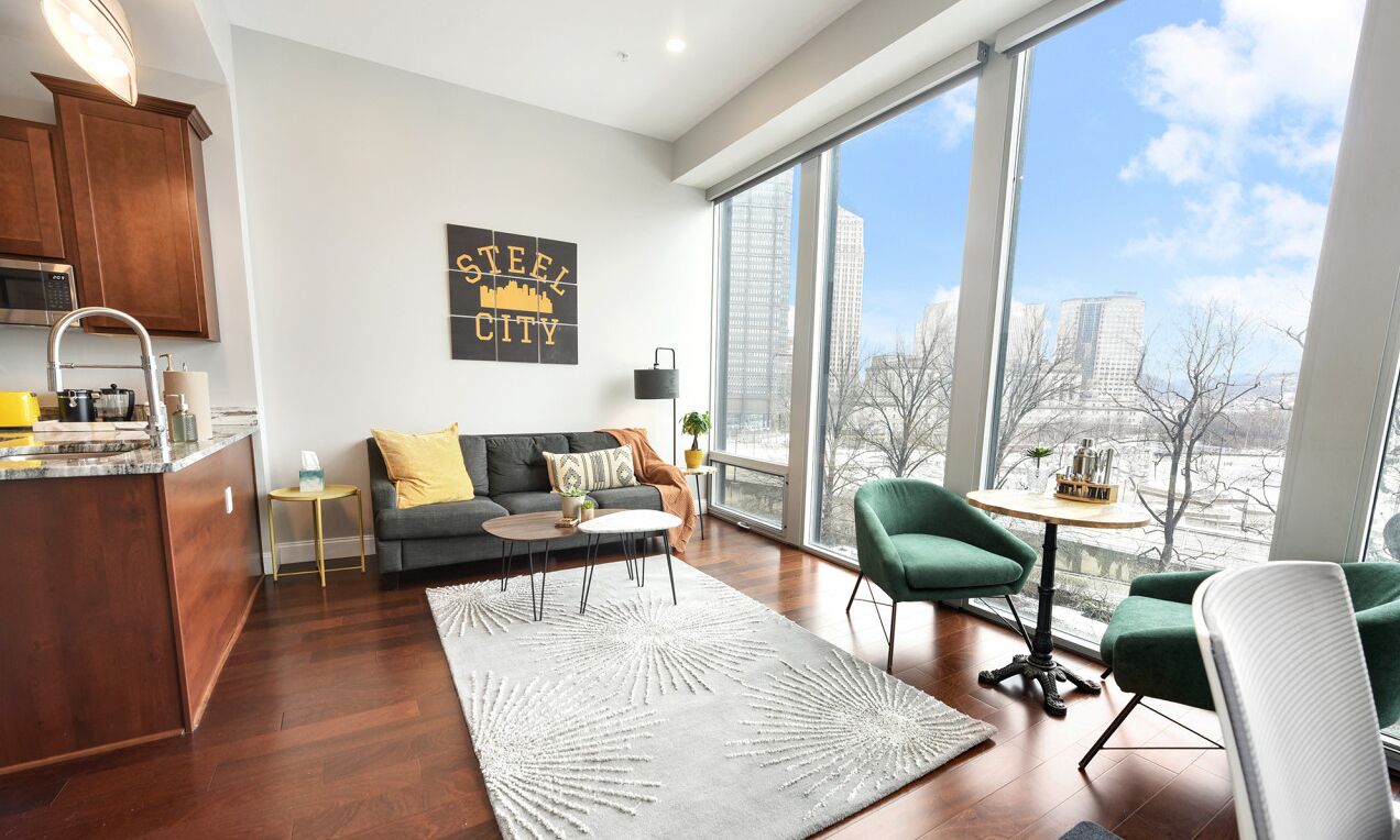 On Site Gym★ Purple Mattress ★ City Views!
