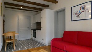Superior Suite | WiFi (free), bed sheets - Hôtel St-Georges Romont (Romont)