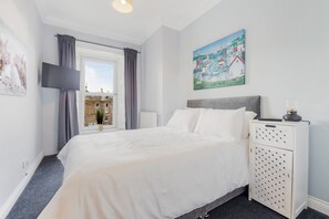 3 Schlafzimmer, Bügeleisen/Bügelbrett, Reisekinderbett, kostenloses WLAN