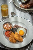 Desayuno buffet todos los días (con cargo)