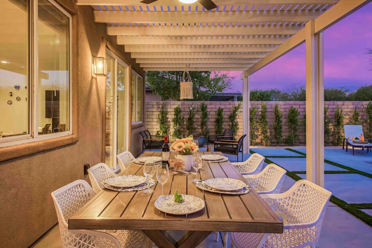 تناول الطعام بالخارج