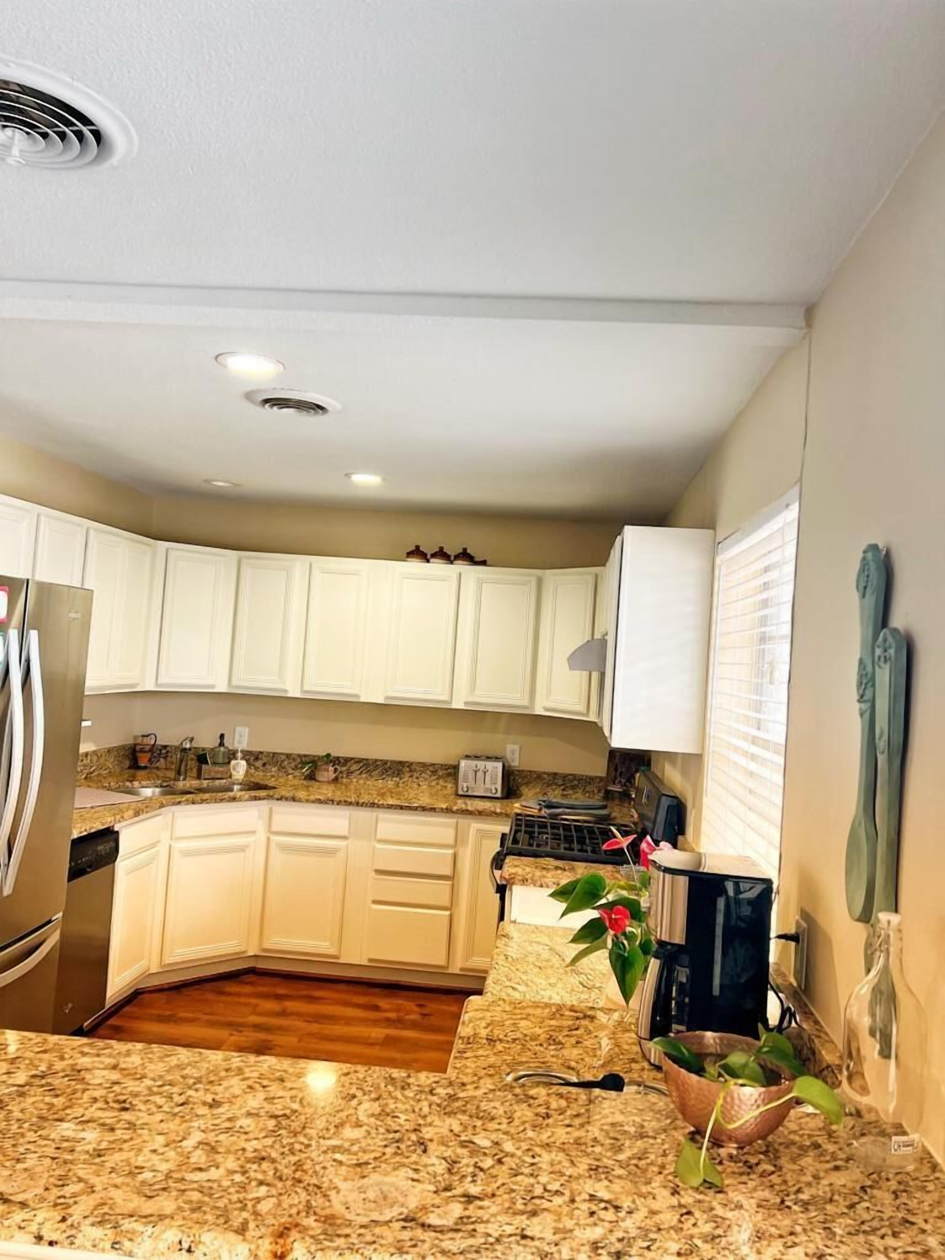 Beautiful Serene, Three Bedroom Bunglow .