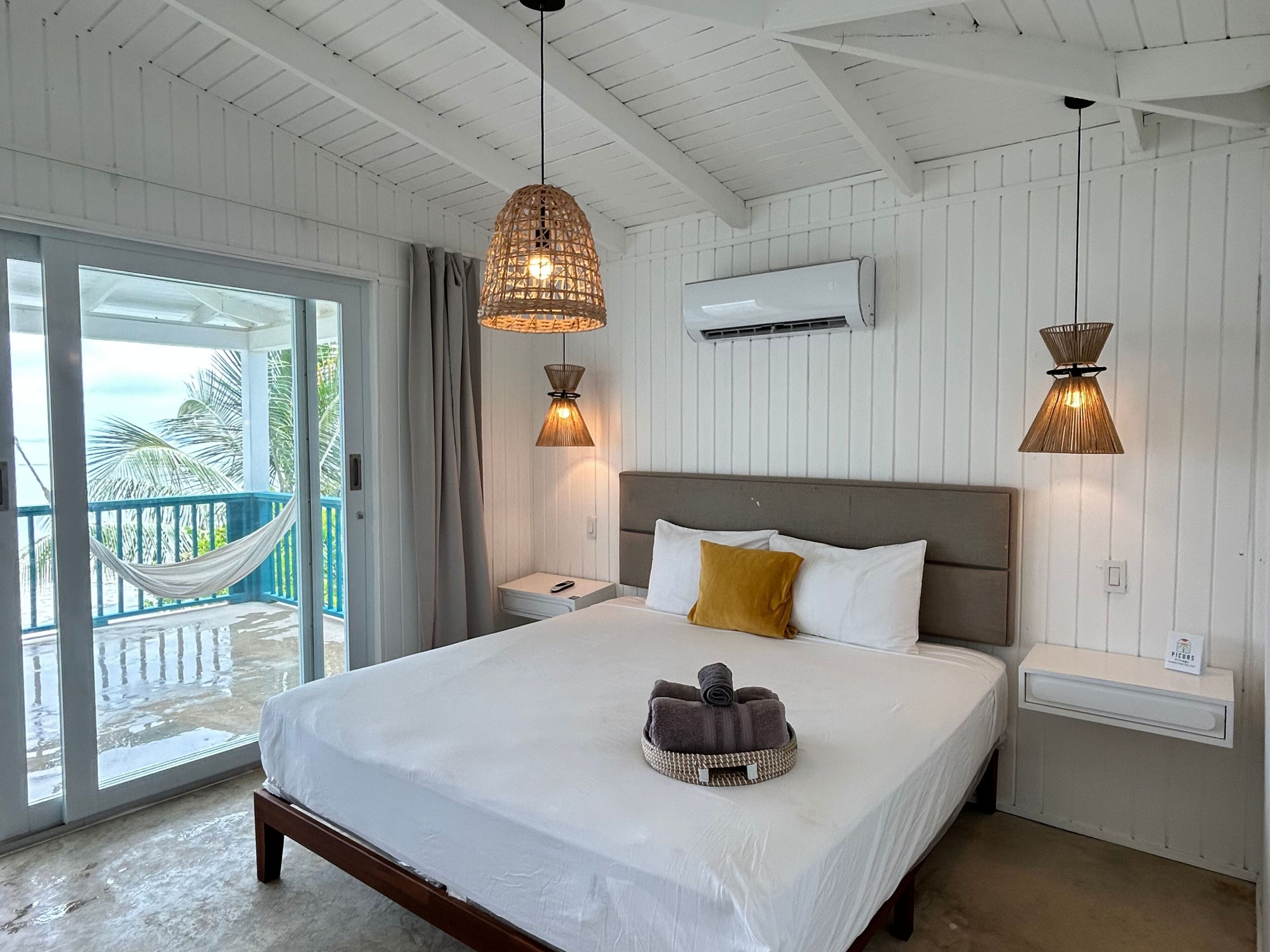 Wi-Fi de cortesia, roupa de cama