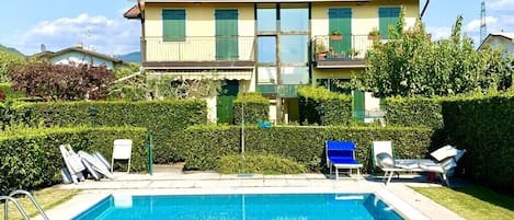Piscine extérieure