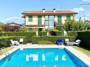Piscina a l'aire lliure 