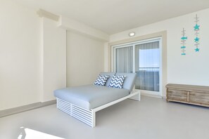 2 chambres, bureau, fer et planche à repasser, accès au Wi-Fi (inclus)