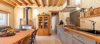 L'As de Seur, gîte classé, heated pool + garden, village center 