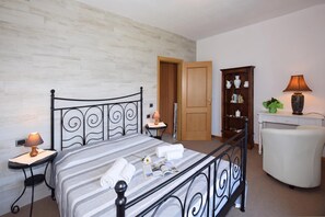 2 chambres, accès au Wi-Fi (inclus), literie fournie