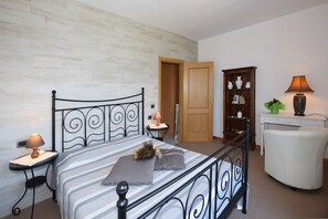 2 habitaciones, wifi gratis y ropa de cama 