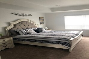 3 habitaciones, tabla de planchar con plancha y wifi gratis 
