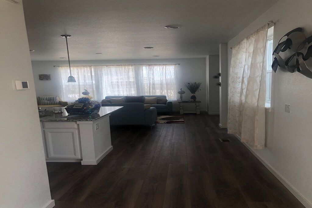 Beautiful 2022 Constructed Patio Home. Sleeps up to 5 people. 10mins/ DIA Airprt