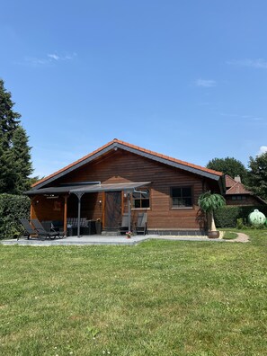 Exterior - Wooden house on Meinweg with large garden (Wassenberg)