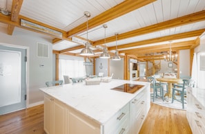 Dining - Beautiful and Private 6000 sqft waterfront home with private dock and hot tub! (Mineral)